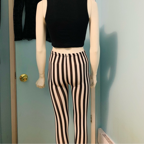 BUNDLE 2 Tops + Leggings - Picture 5 of 9